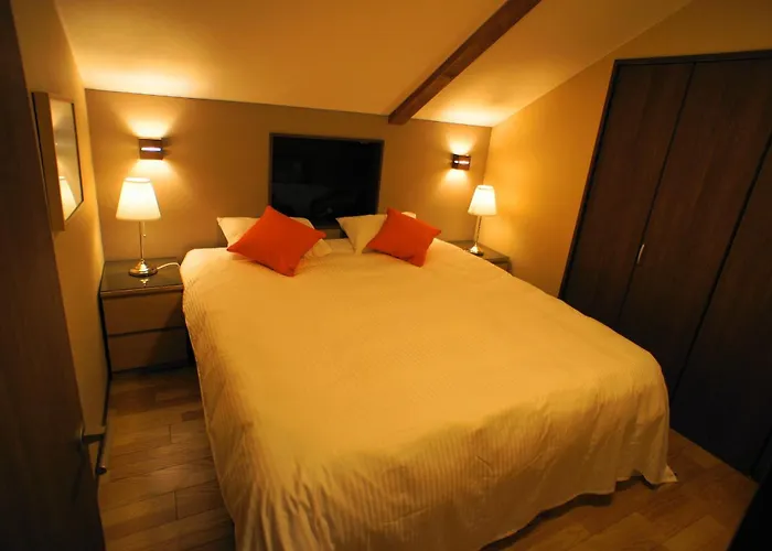Big Bear Chalets & Apartments